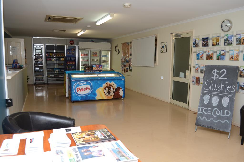 洛克斯比唐斯探索公园假日公园 Roxby Downs 外观 照片