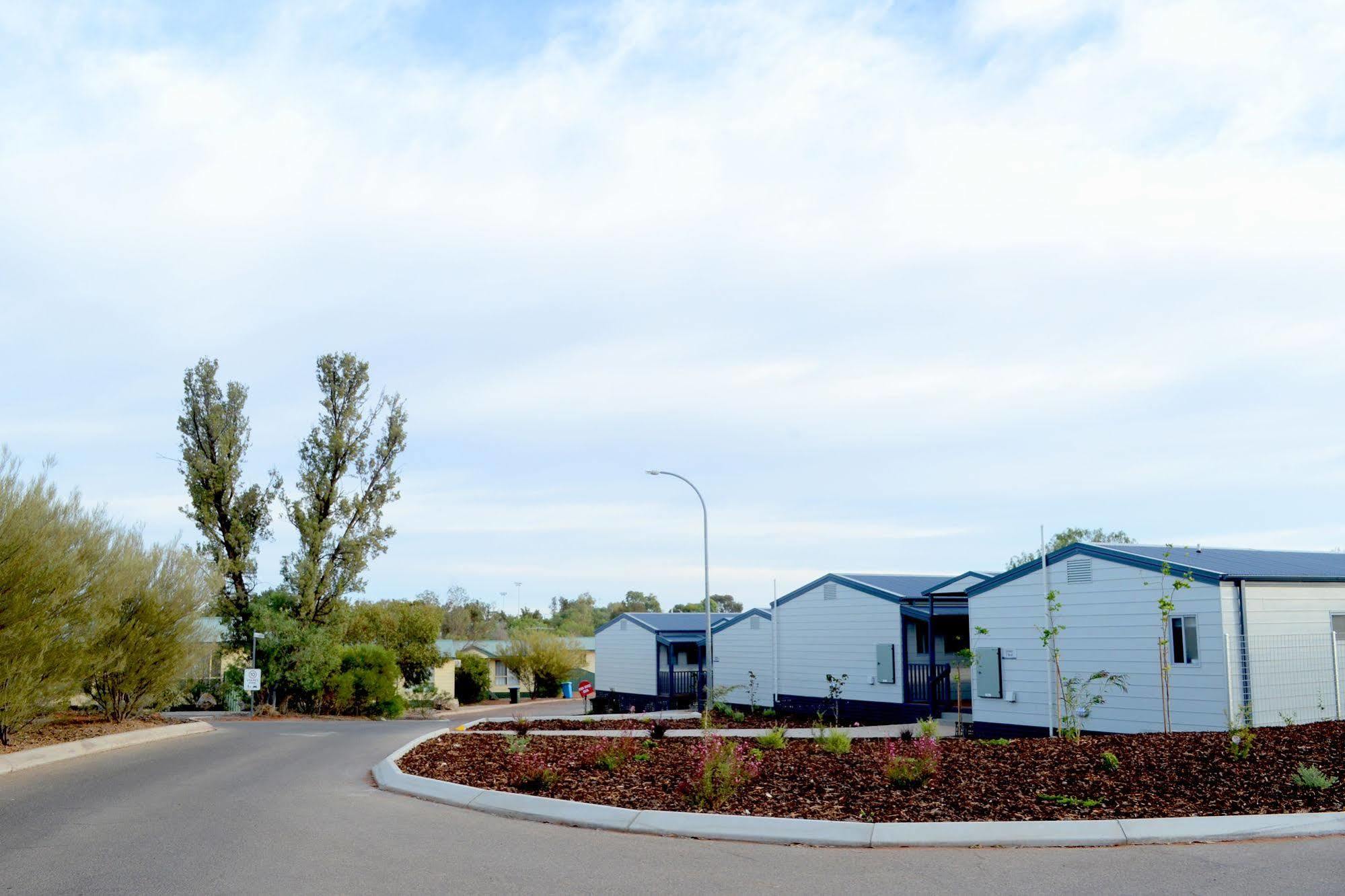 洛克斯比唐斯探索公园假日公园 Roxby Downs 外观 照片